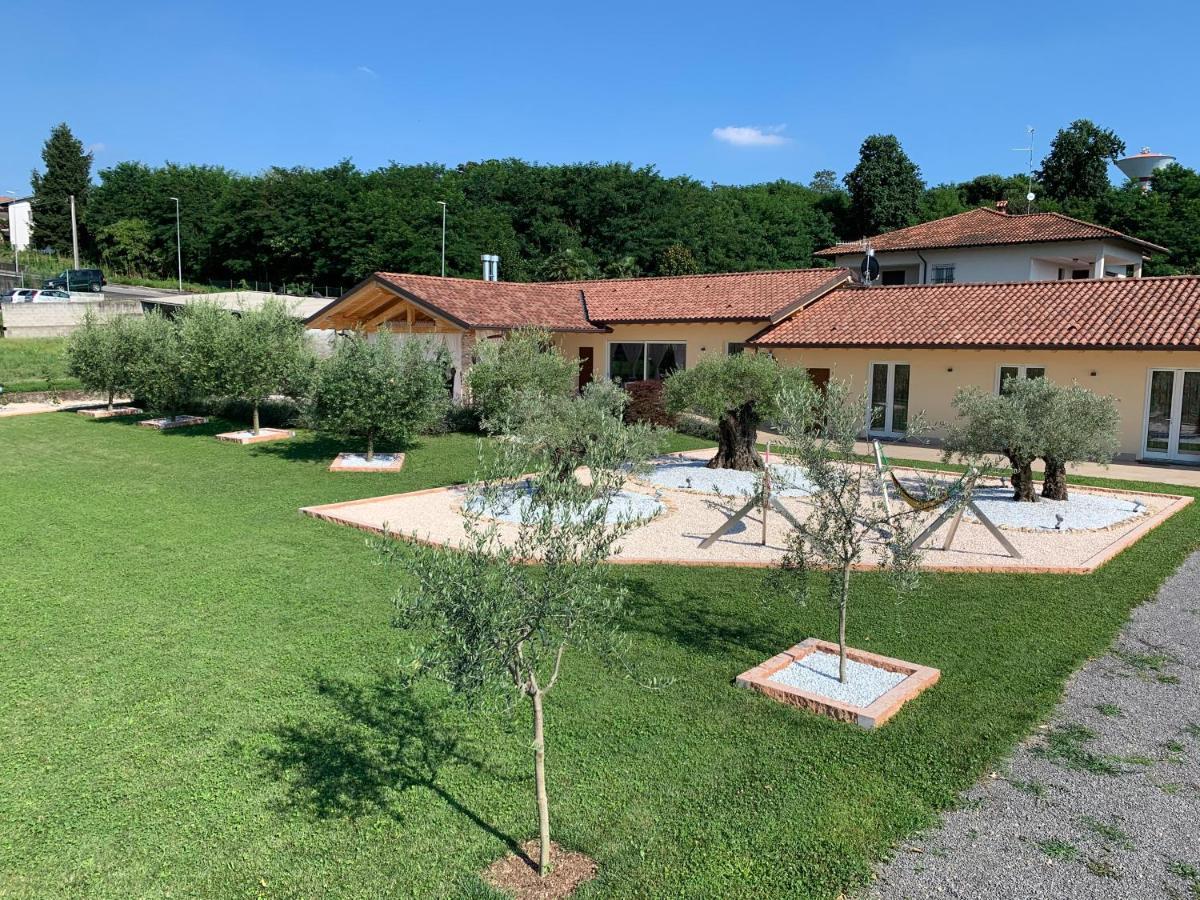 B&B Alciliegio Casnate Con Bernate Εξωτερικό φωτογραφία