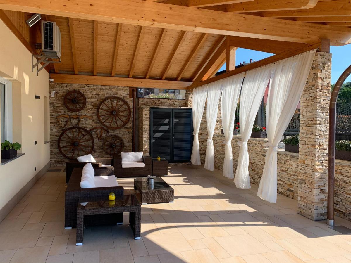 B&B Alciliegio Casnate Con Bernate Εξωτερικό φωτογραφία