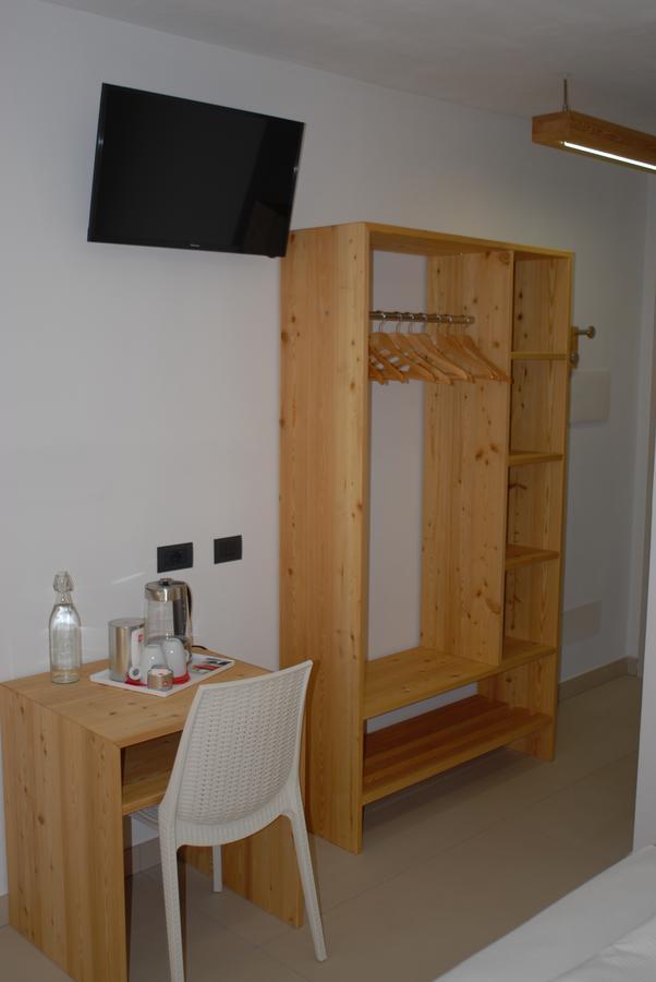 B&B Alciliegio Casnate Con Bernate Εξωτερικό φωτογραφία