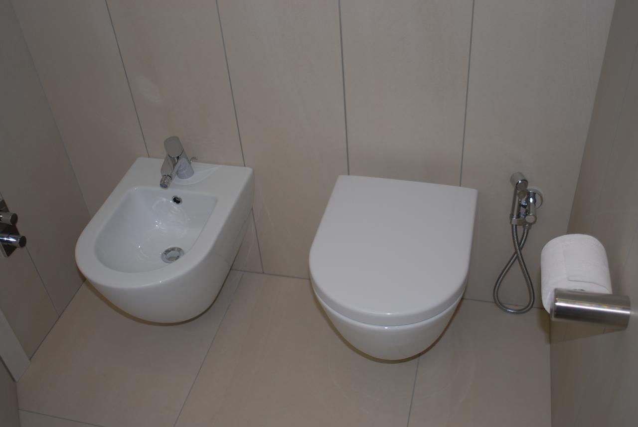 B&B Alciliegio Casnate Con Bernate Εξωτερικό φωτογραφία